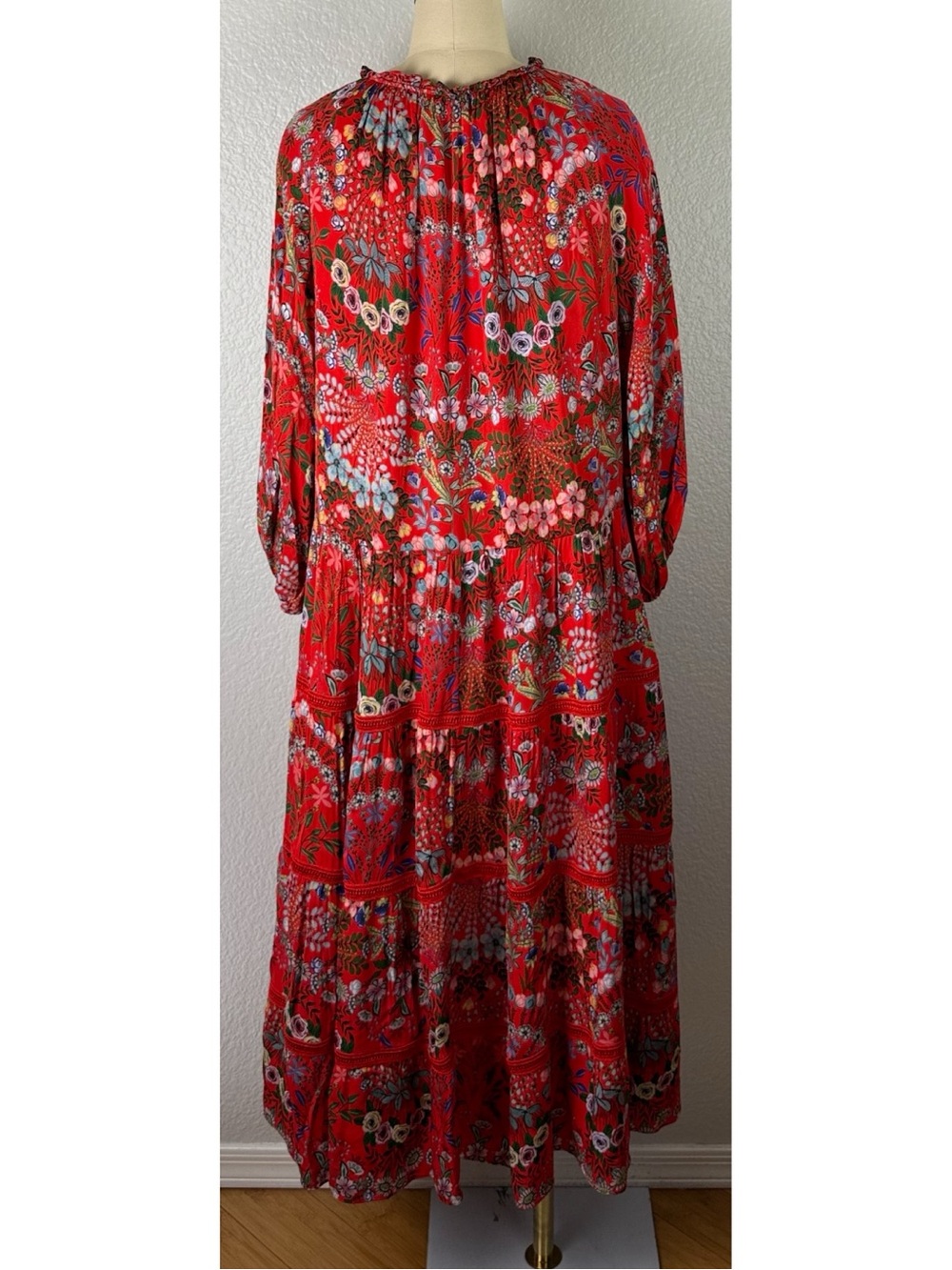 Alice + Olivia Layla Tiered Ruffle Midi Dress Red Floral Boho Coastal Large - Picture 7 of 16